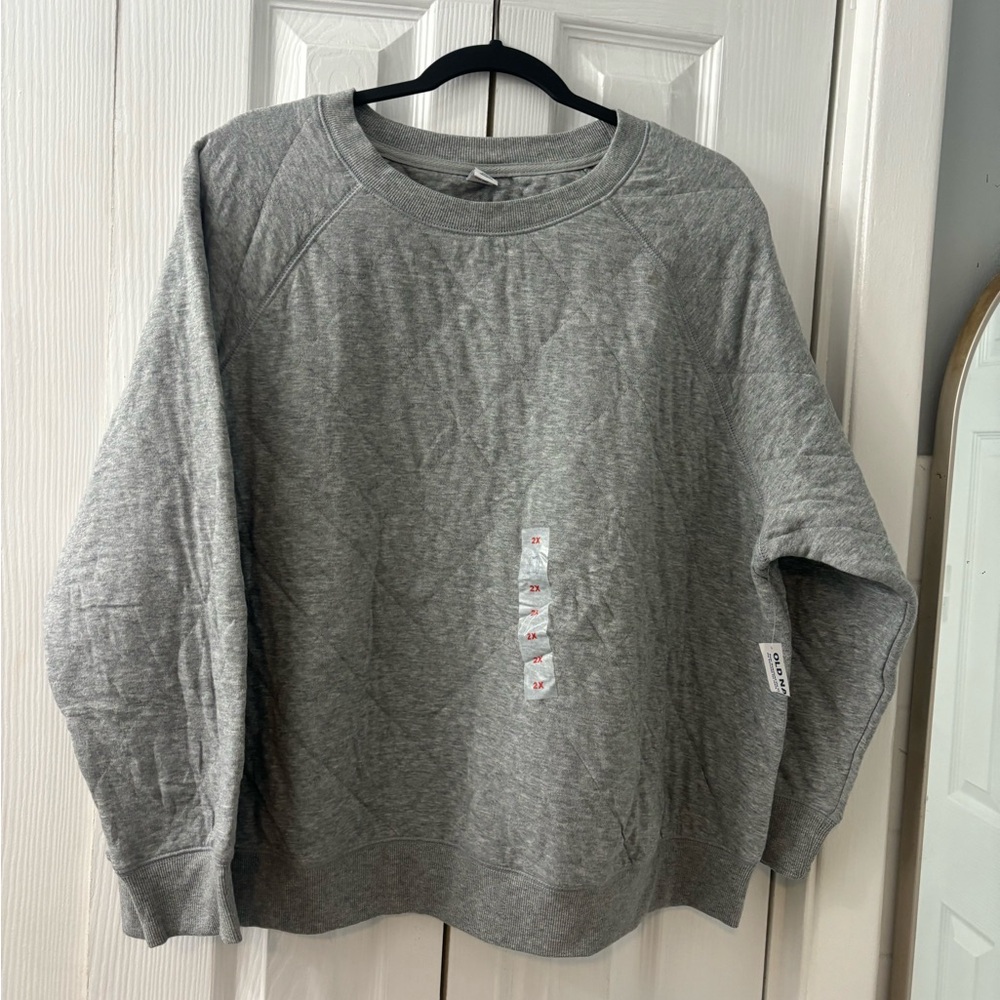 NWT! Old Navy Heather Gray Crewneck Sweatshirt